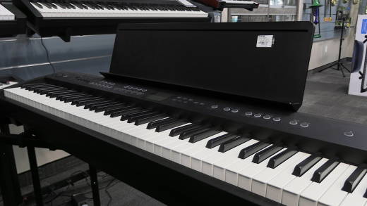 Store Special Product - Roland - FP-E50-BK